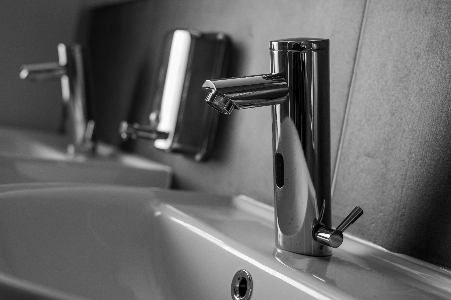 Fixture Installation & Repair